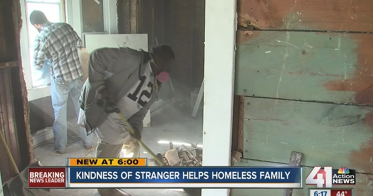 Homeless Single Mom and Her Four Kids to Receive Renovated House in Time for Christmas! Wow!