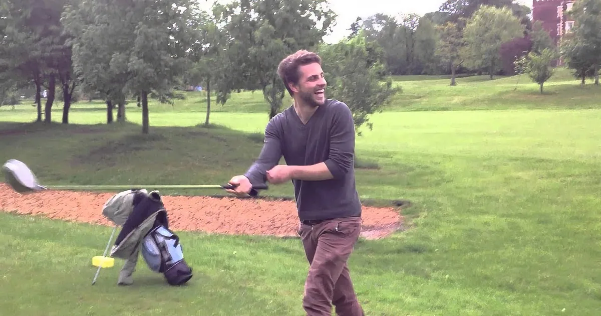 This Funny Fox Stole Something From That Golfer. How the Poor Man Tries to Get It Back? LOL!