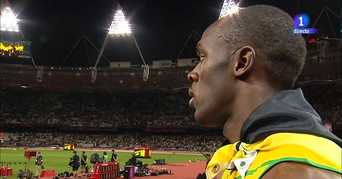 Gold Medal Olympic Champion Stops Interview! the Reason? I Couldn''t Believe the Amount of Respect!