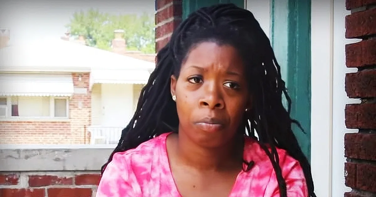 Bullies Laugh at Woman's Smile. What Stranger Does Leaves Her in Tears