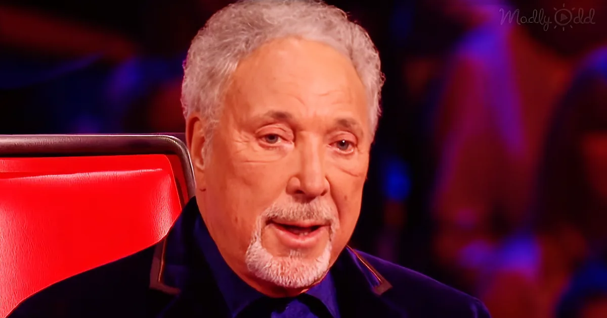 Tearful Tom Jones Rises to His Feet and Suddenly Sings With 'Voice' Contestant After Realizing Their Personal Connection