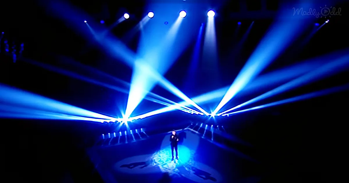 Teen Powerhouse Slays Righteous Brothers' 'Unchained Melody' on the Voice Australia