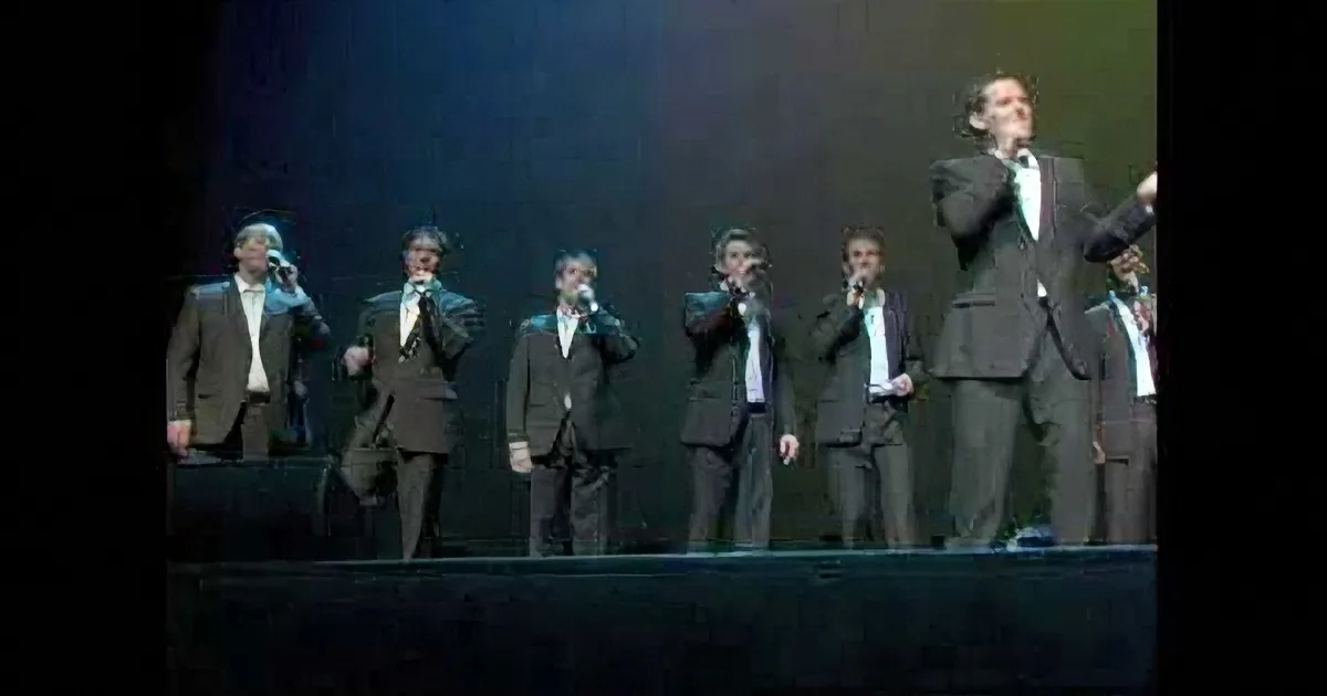 I Thought They Were Singing ''12 Days of Christmas''. but When They Did This Instead, I Cracked Up!
