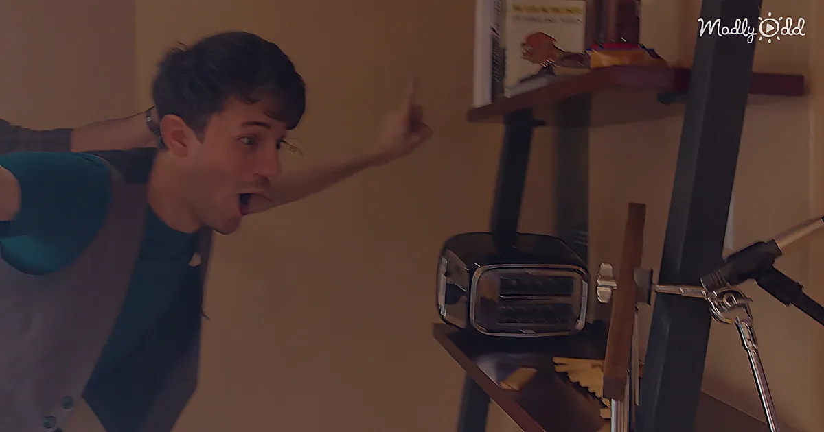 This ''Moonlight Sonata Remix'' by Amazon Echo & ''Khs'' May Be the Best Ad Ever Made