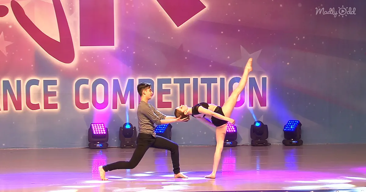 Mesmerizing Dance to 'As Long as You Love Me'
