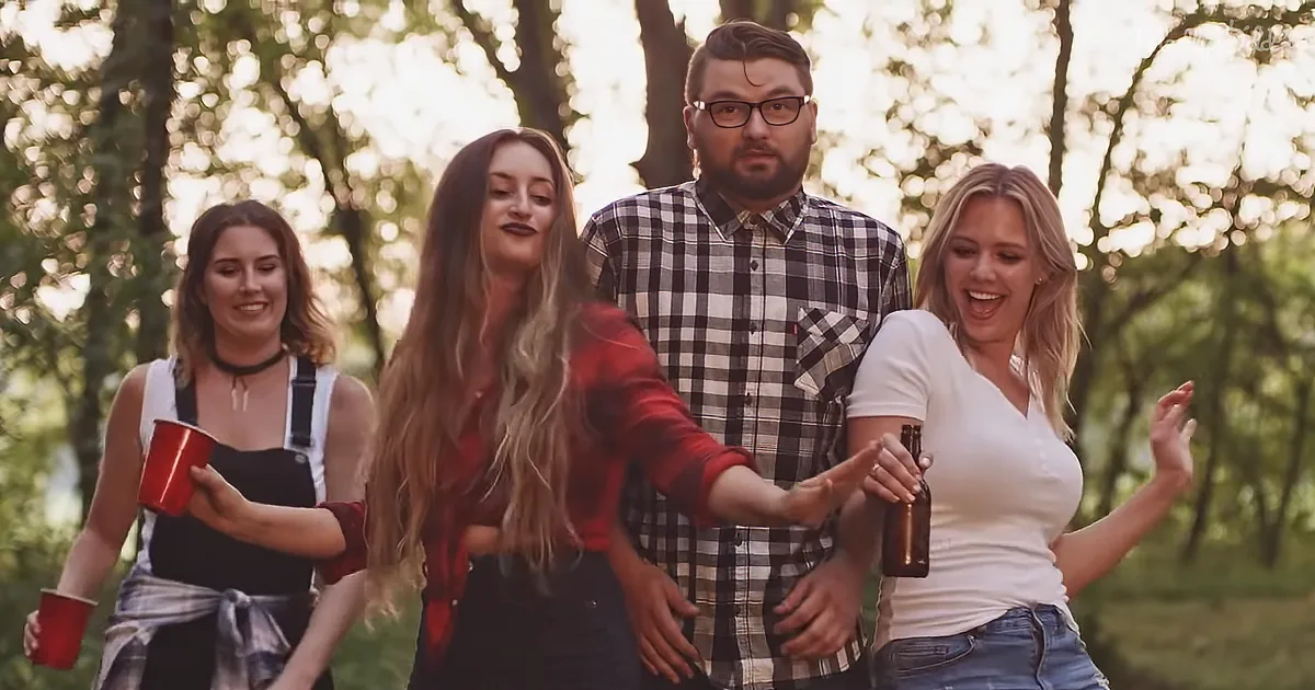 Acappella Band Covers Blake Shelton and Trace Adkins' 'Hillbilly Bone'