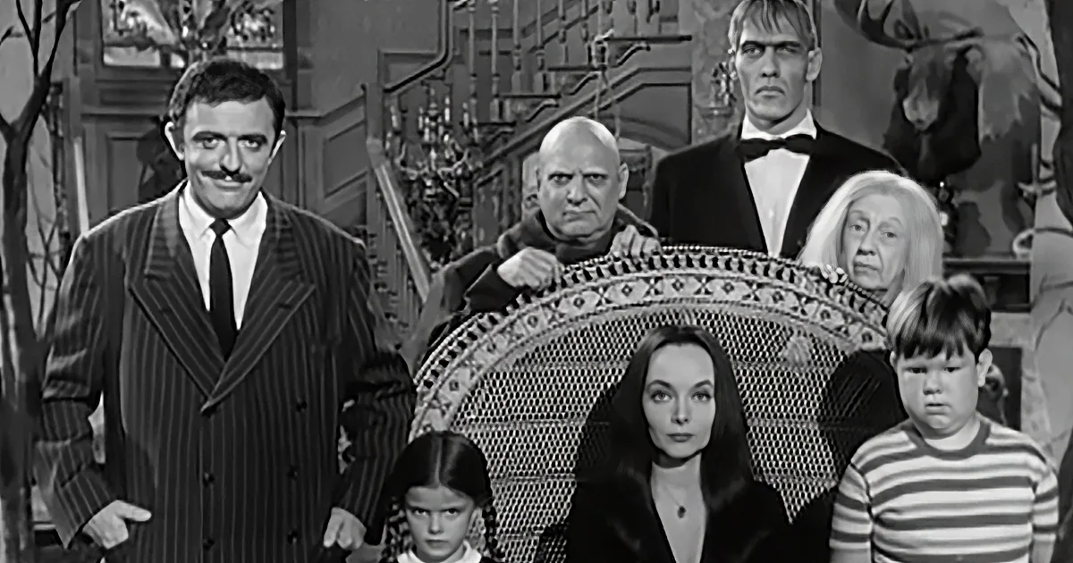 The Addams Family ''Welcomes'' the New Neighbors in This Classic Episode