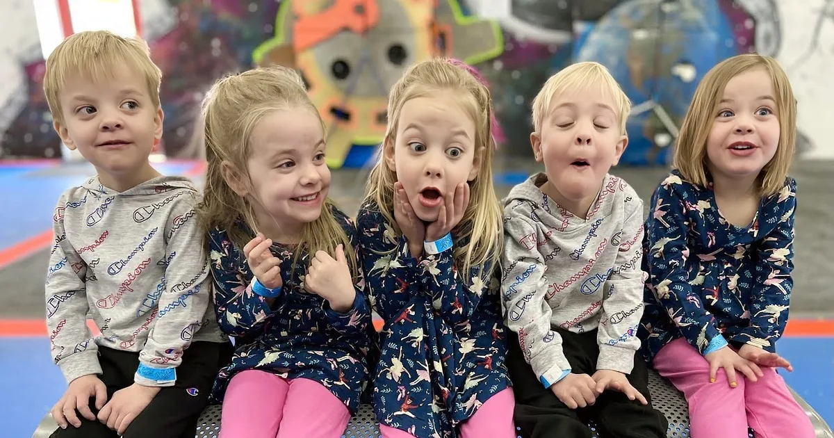 Life With 5 Quintuplets and a Rockin'' Dance Party