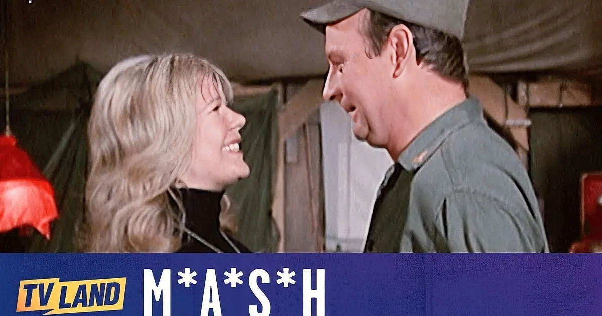 ''Mash'' Montage Featuring the Best of Frank and Hot Lips