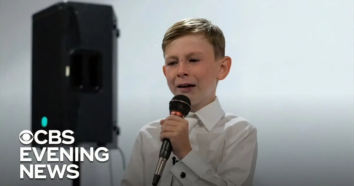 Emotional Little Brother Steals the Show at Sister''s Wedding