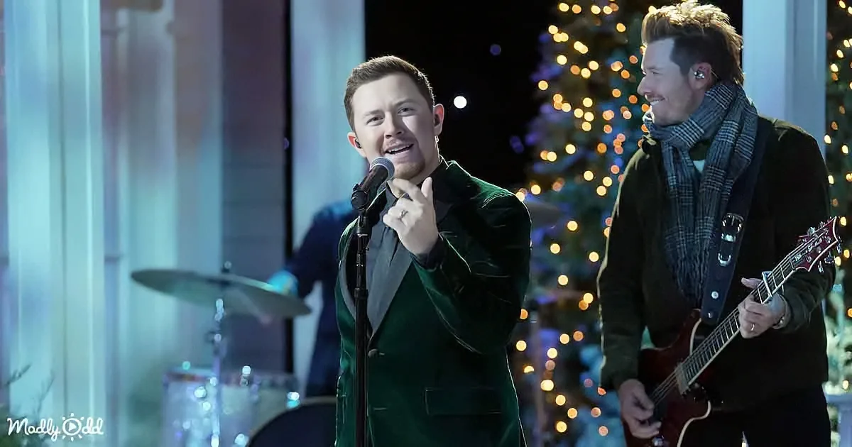 Scotty McCreery Steals Hearts With His Love Song - 'Live a Little'