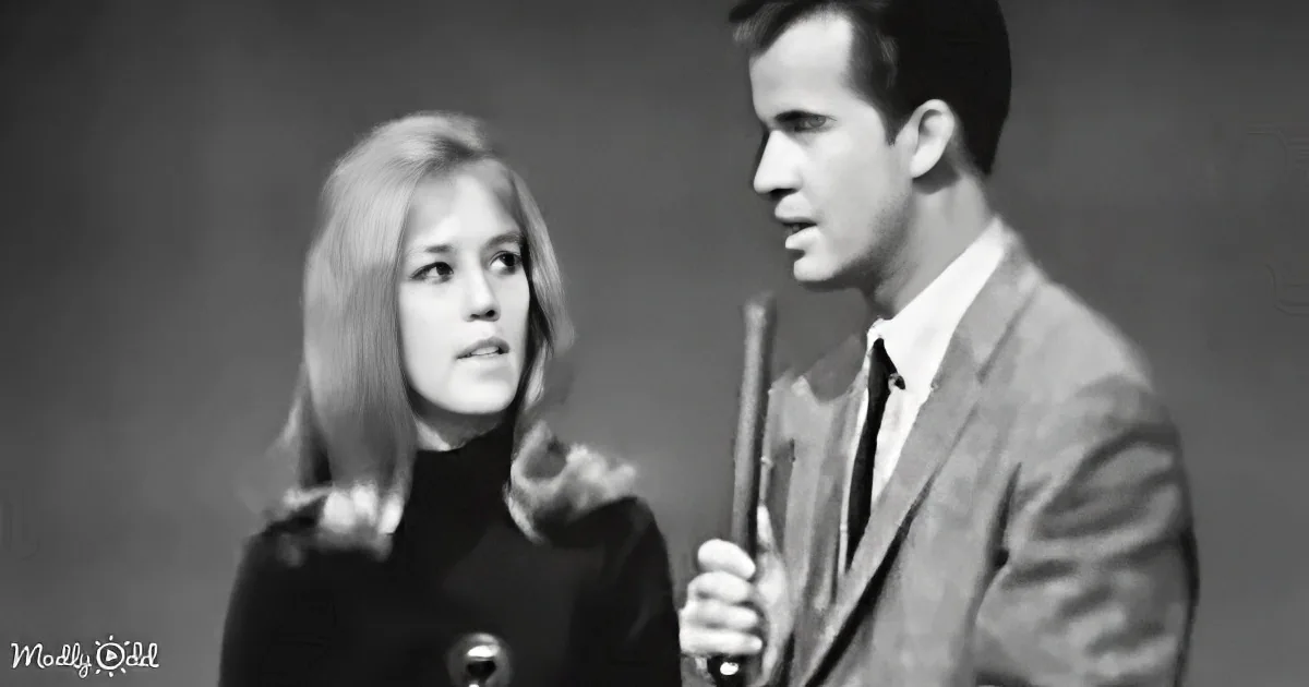 Couple dancing on American Bandstand