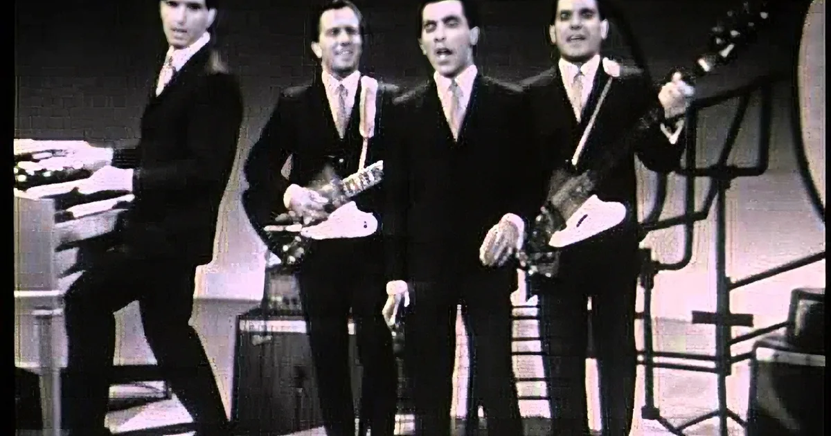 Frankie Valli and the Four Seasons' Live 1965 Greatest Hits Performance