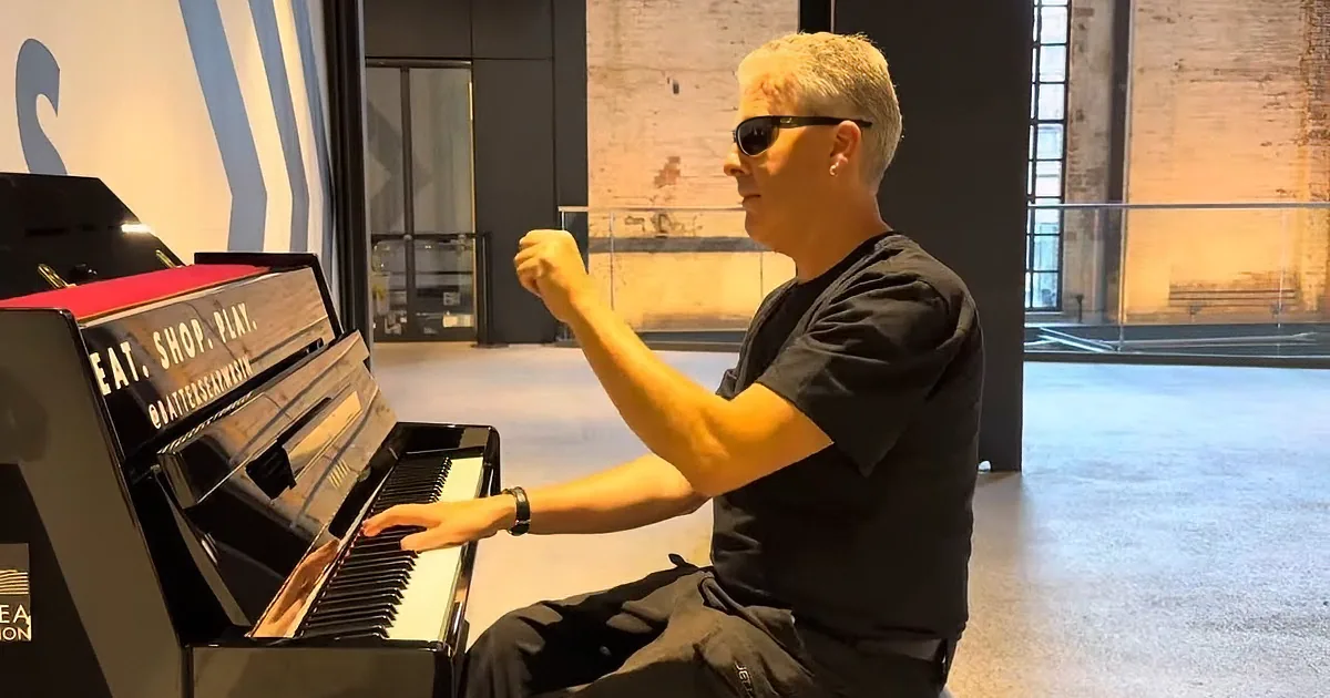 Man in Combat Boots' Jaw-Dropping Piano Talent Will Give You Chills