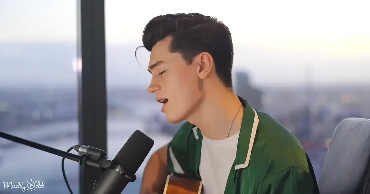 Elliot Reay Captures Hearts With Timeless Billy Joel Hit 'She's Always a Woman'