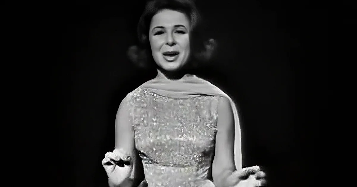 Eydie Gorme''s Stratospheric High Note Stuns in Dazzling 1963 Bossa Nova Number