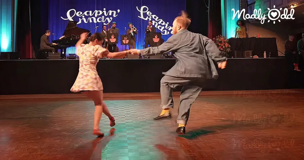 Young Couple Shakes up Dance Competition With 'Bouncy' Lindy Hop Steps