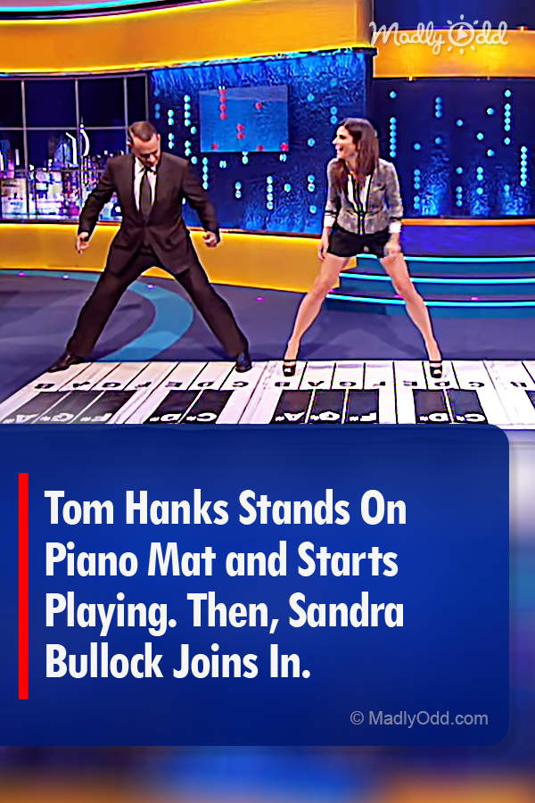 Tom Hanks Stands On Piano Mat and Starts Playing. Then, Sandra Bullock Joins In. Hilarious!