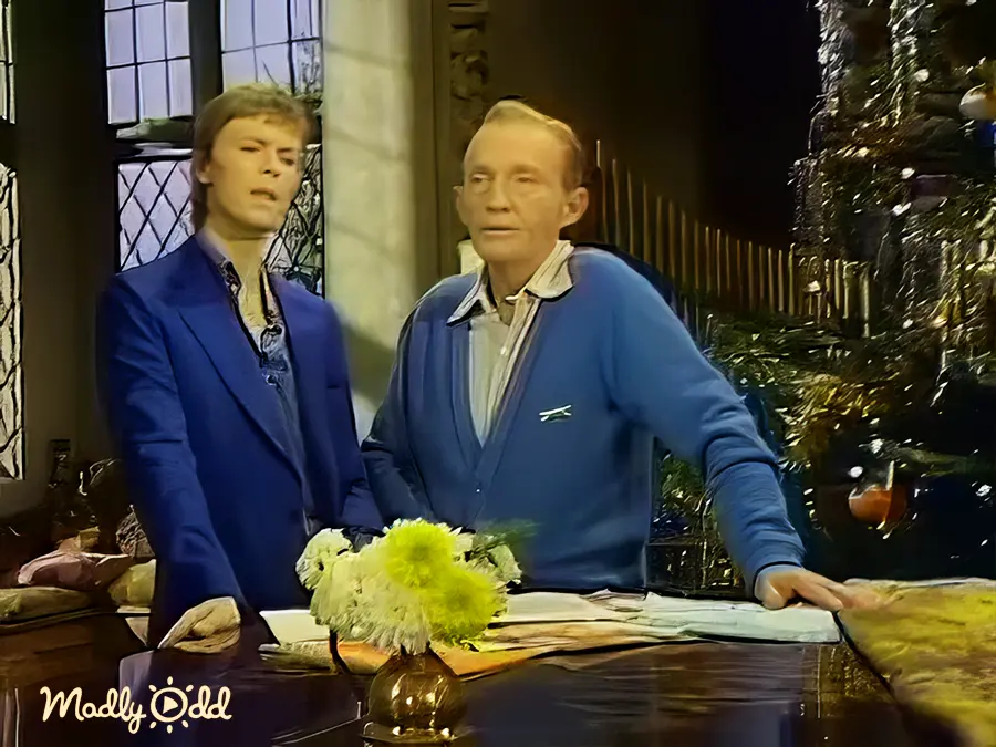 Bing Crosby - David Bowie at the piano