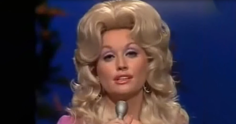 Dolly Parton Sings I Will Always Love You To Burt Reynolds And It S Simply Magical