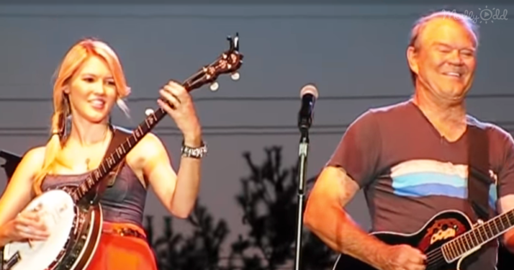 Glen Campbell and Daughter Ashley Are All Smiles In Their Heartwarming Duet(01)