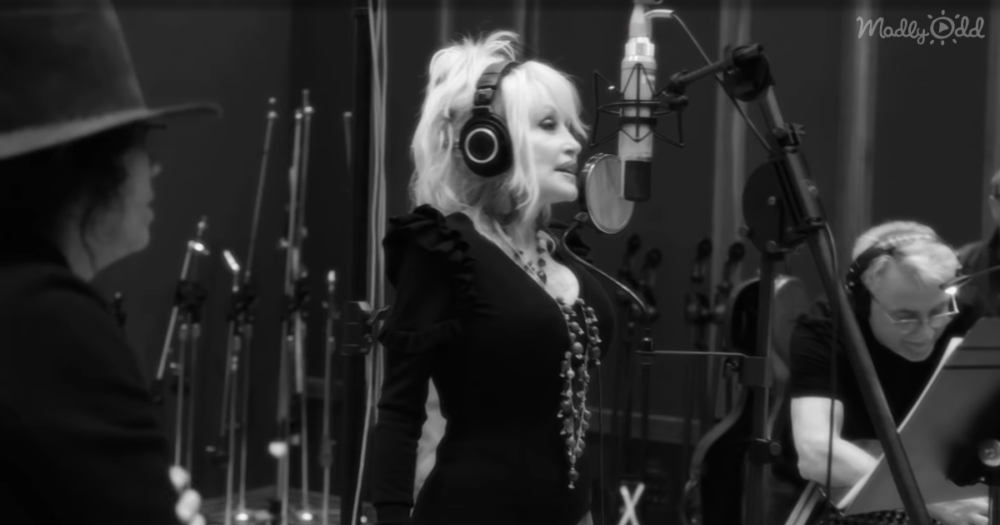 Dolly Parton Sings A Haunting Rendition OG1