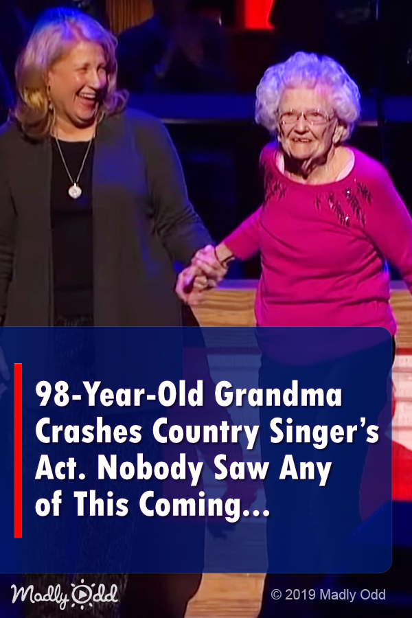 98-Year-Old Grandma Crashes Country Singer’s Act. Nobody Saw Any of This Coming