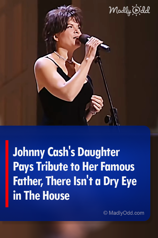 Johnny Cash\'s Daughter Pays Tribute to Her Famous Father, There Isn\'t a Dry Eye in The House