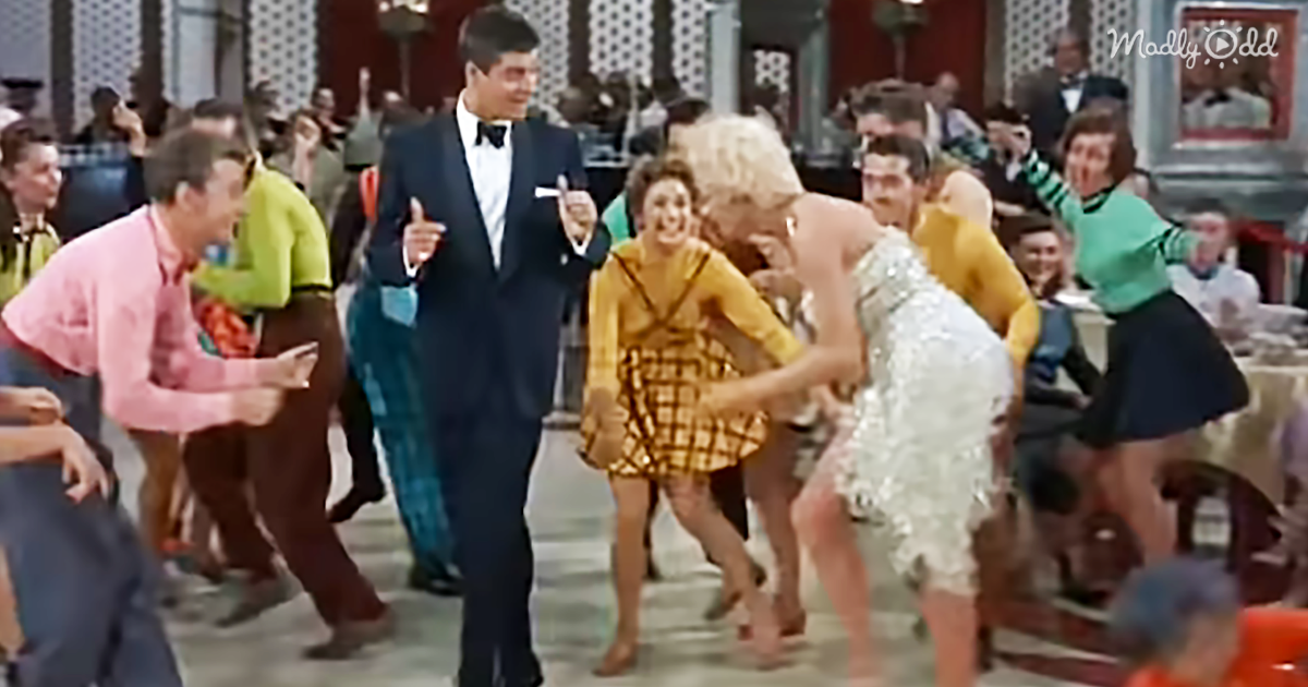54647-OG1-Jerry-Lewis-Dancing-The-Jitterbug-Is-a-Bit-of-Classic-1950’s-Hollywood-that-You-Won’t-Want-to-Miss