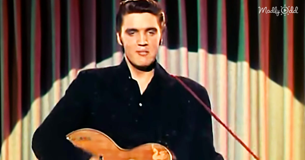 50742-OG2-Elvis-Presley-Gets-Ready-To-Sing-For-Screen-Test-It’s-Safe-To-Say-He-Blows-Everyone-Away