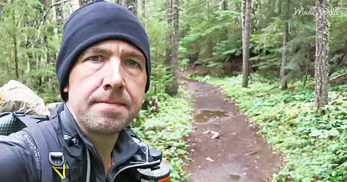 62195-OG3-This-Man-Hiked-2600-Miles-And-Took-A-Selfie-Every-Mile