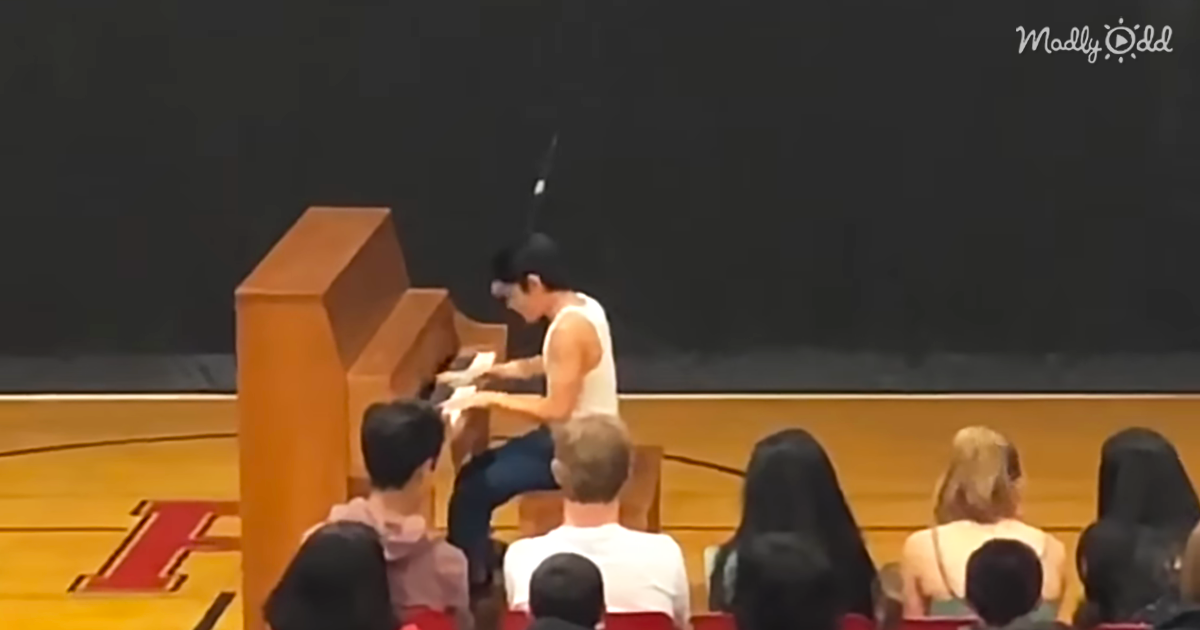 Child Star Performs Bohemian Rhapsody For School Audience