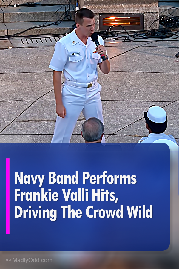 Navy Band Performs Frankie Valli Hits, Driving The Crowd Wild