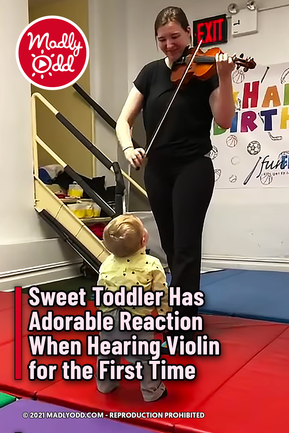 Sweet Toddler Has Adorable Reaction When Hearing Violin for the First Time