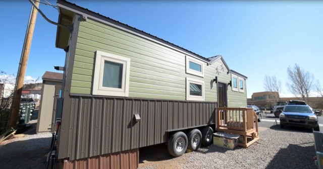 Retired Woman Designs Impeccable 1,000 Square Foot Tiny House – Madly Odd!