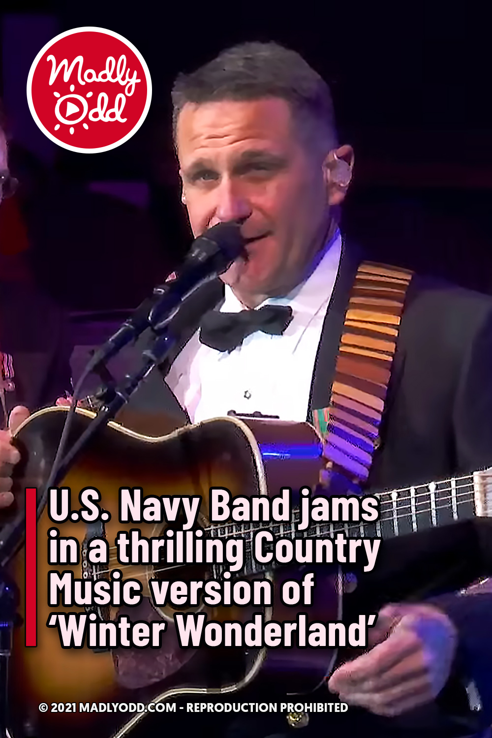 U.S. Navy Band jams in a thrilling Country Music version of ‘Winter Wonderland’