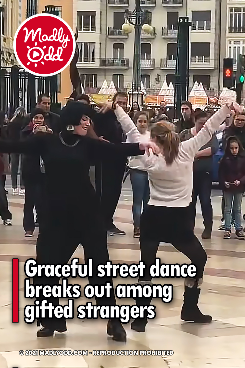 Graceful street dance breaks out among gifted strangers