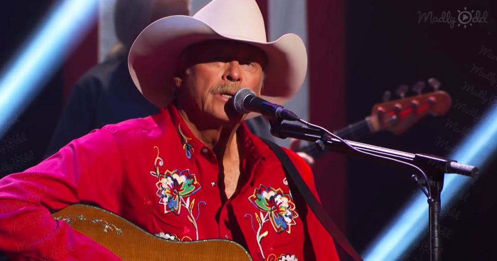 Alan Jackson &lsquo;America The Beautiful&rsquo;