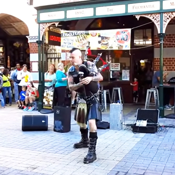 Bagpiper performs AC/DC’s ‘Thunderstruck,’ breathes fire through ...