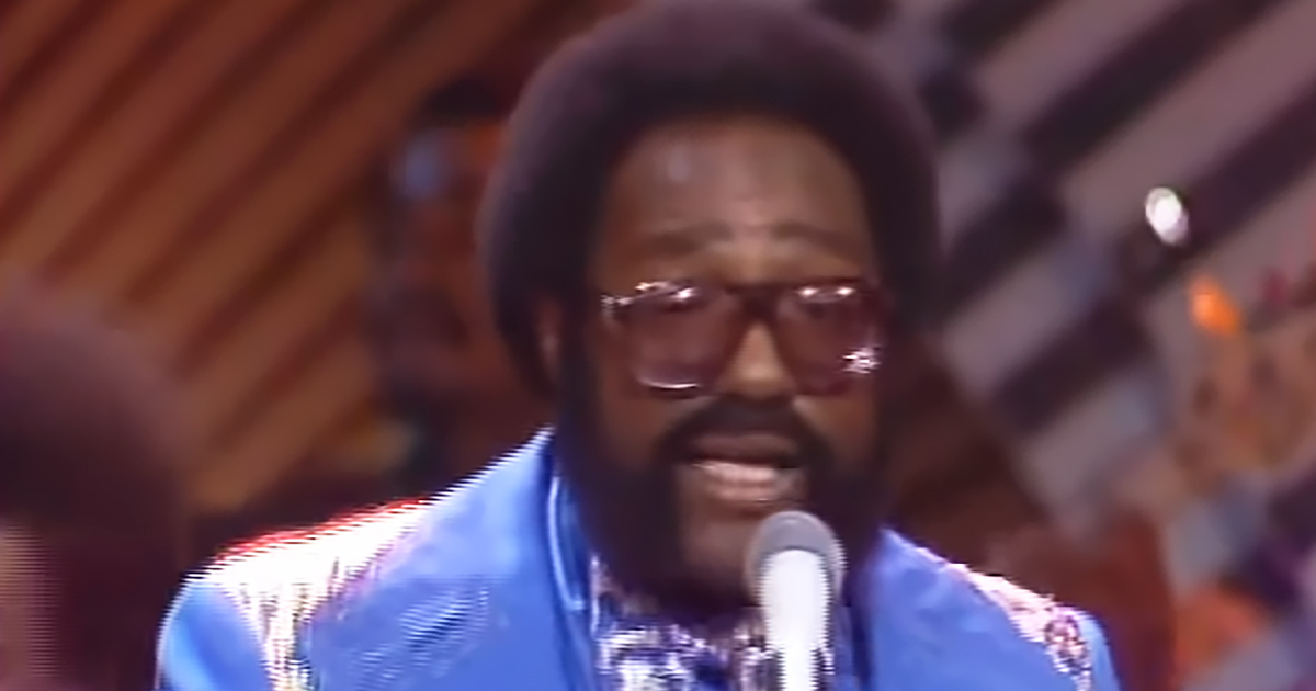 The Spinners bring the soul with this performance of ‘Rubberband Man