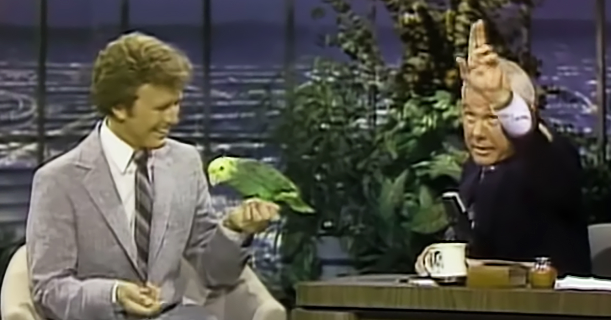 Johnny Carson and singing parrot