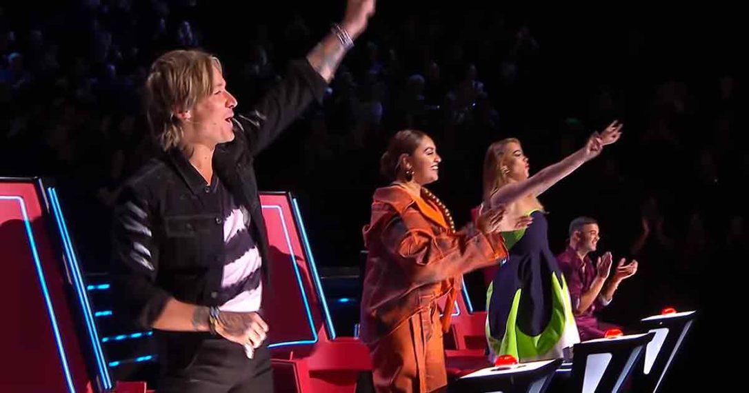 Every stunning 4chair turn on “The Voice” 2022 Madly Odd!