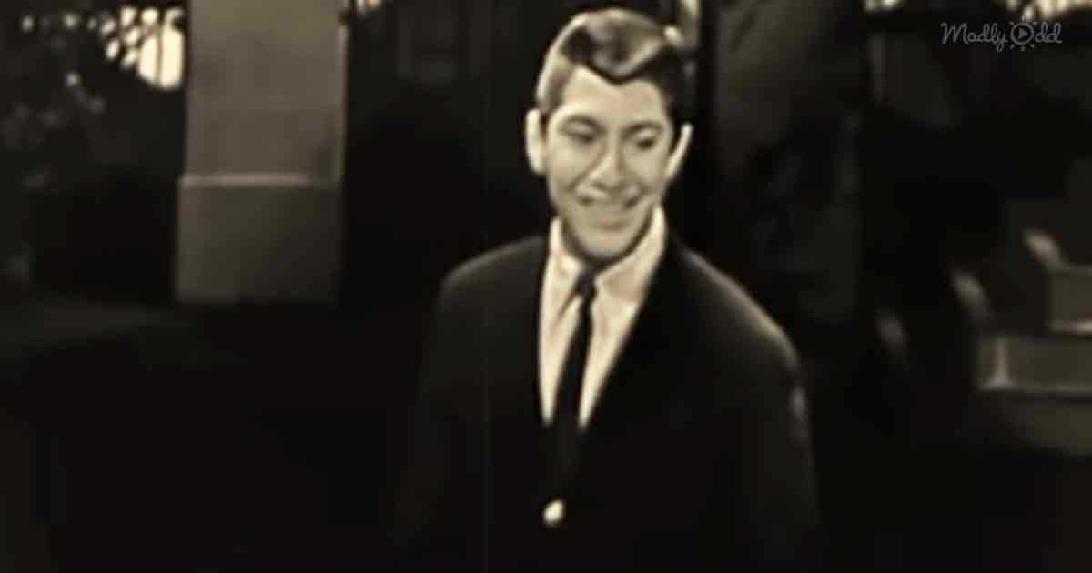Paul Anka performs “Put Your Head on My Shoulder” – Madly Odd!