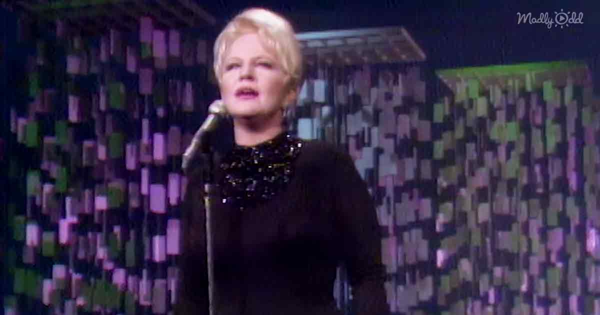 The smooth, sultry vocals of Peggy Lee live on ‘Ed Sullivan’ – Madly Odd!