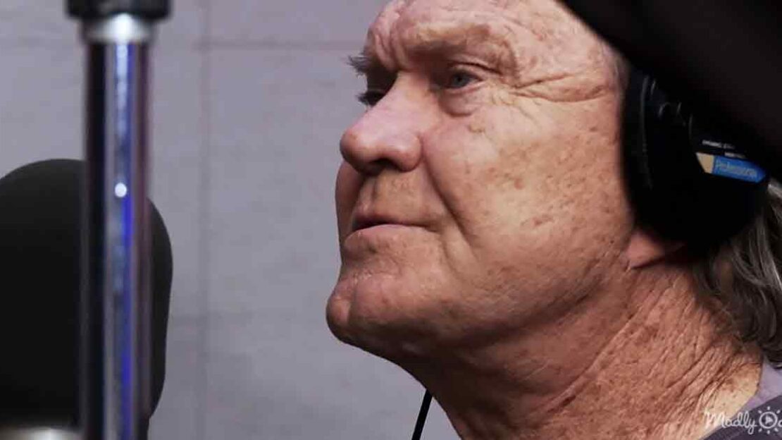 Glen Campbell bagpipes Amazing Grace og2 Madly Odd!