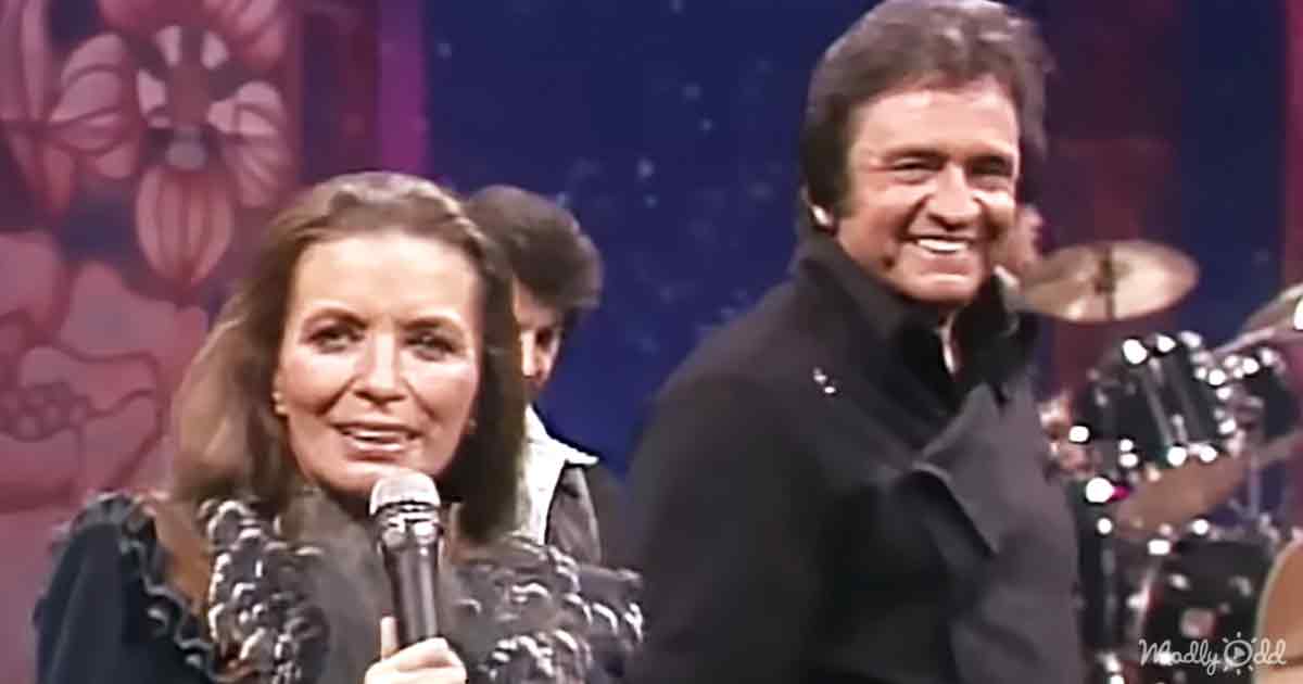 Johnny Cash and his wife June on Johnny Carson's "The Tonight Show"