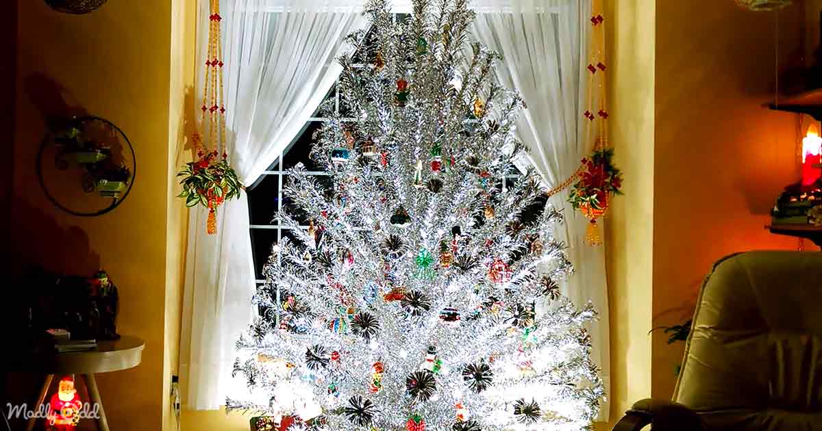 A Nostalgic Look Back At Aluminum Christmas Trees Madly Odd!