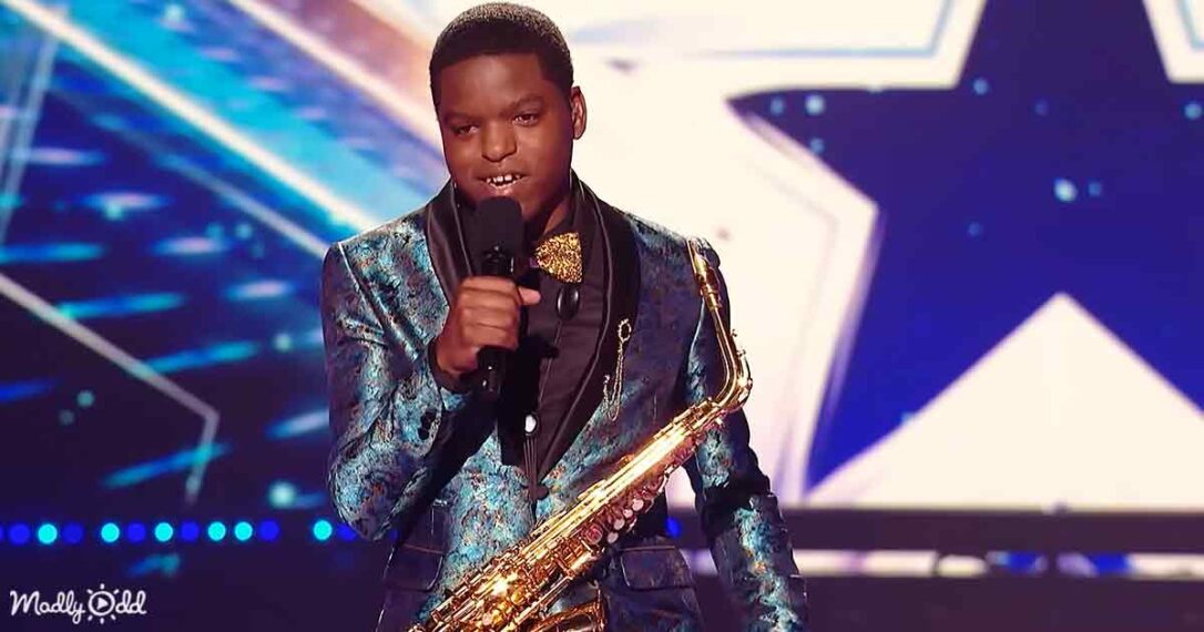 AGT Avery Dixon’s Golden Saxophone Takes Over The World Madly Odd!