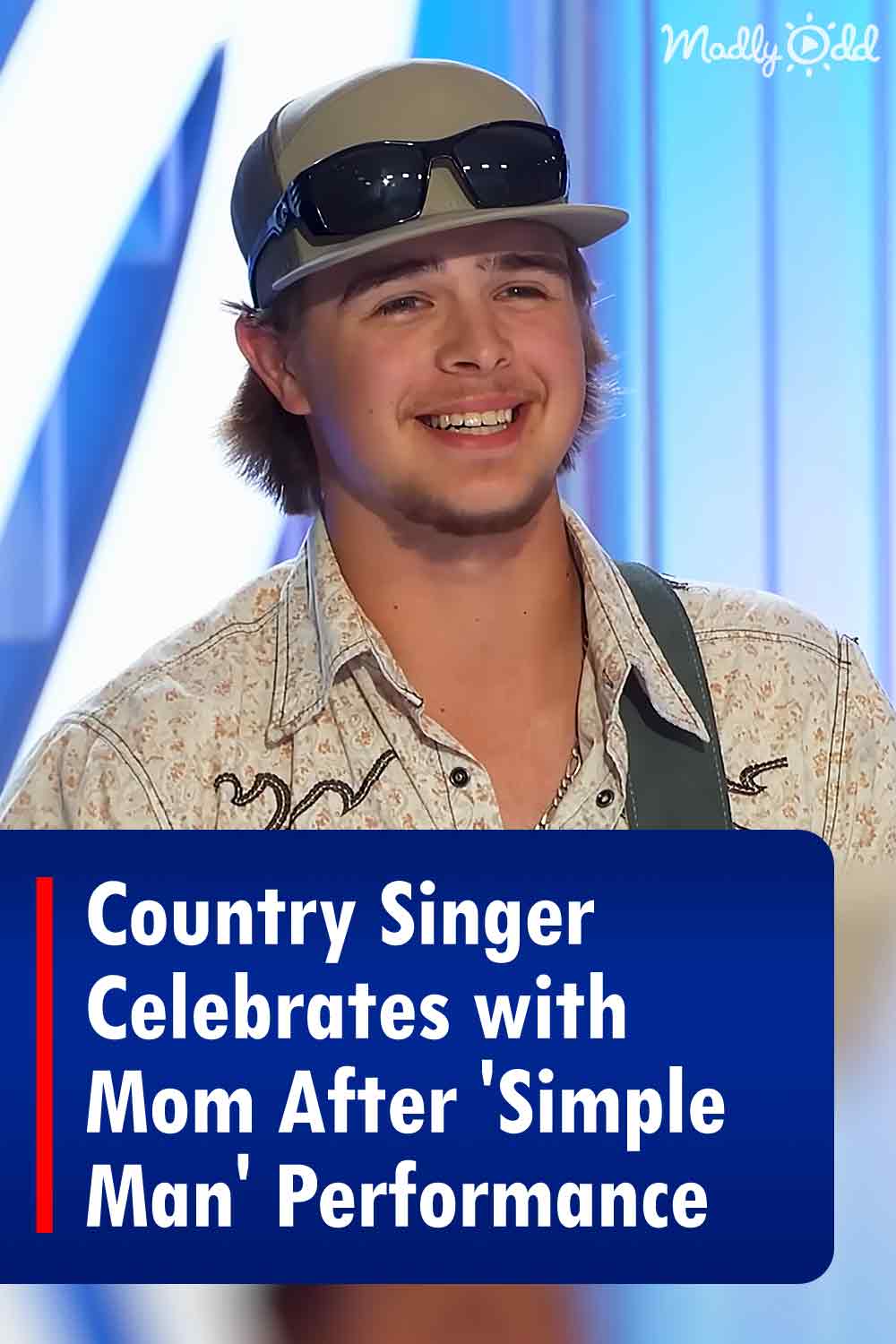 Country Singer Celebrates with Mom After \'Simple Man\' Performance