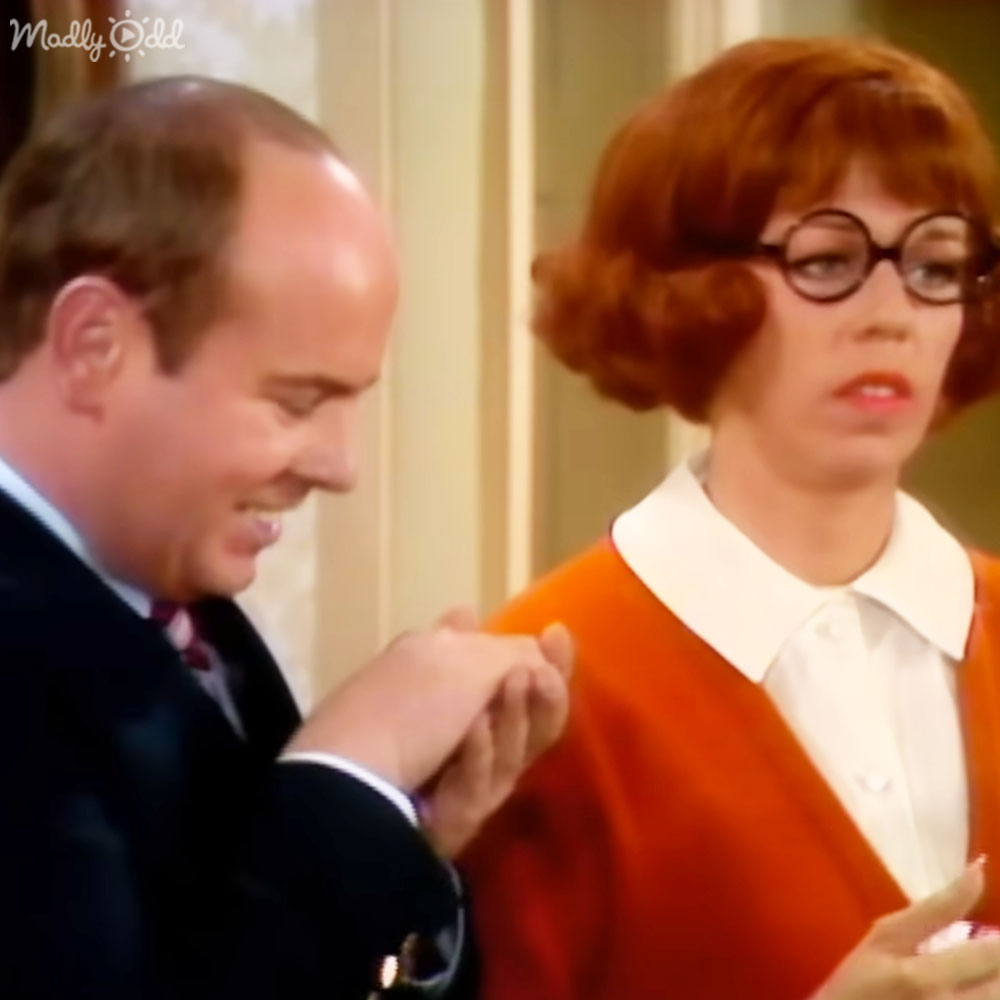 Donald and Bobo, a cat duo, in a sketch from The Carol Burnett Show